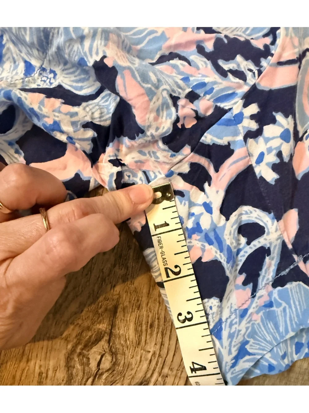 Lilly Pulitzer Katia Shorts Large - Picture 6 of 8